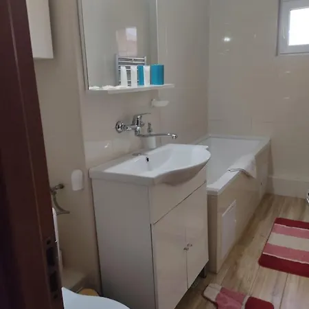 Farmec شقة كلوج-نابوكا